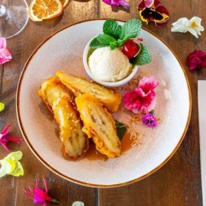 Deep fired banana with vanilla Ice cream